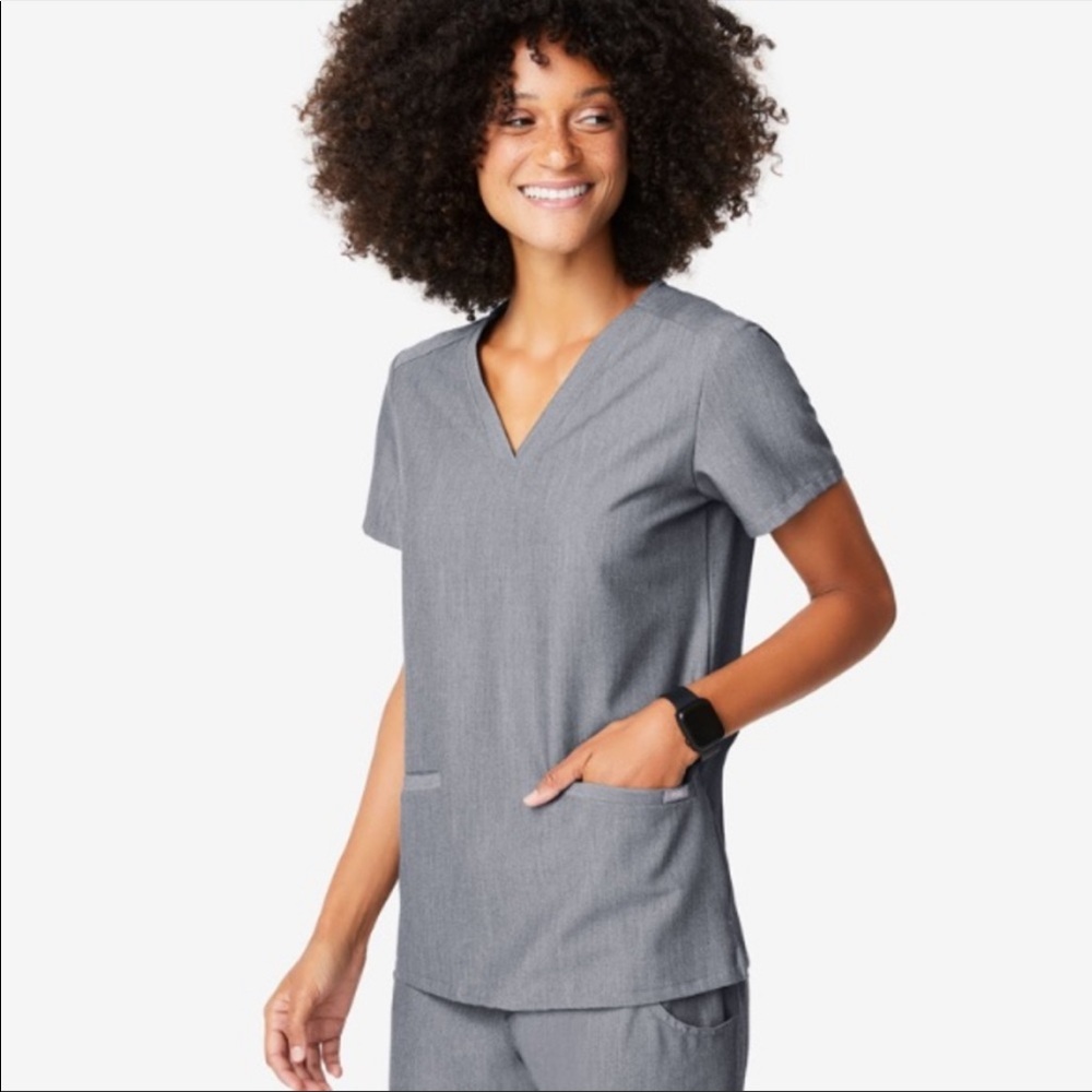 FIGS Casma Scrubs Top Technical Collection Size Small